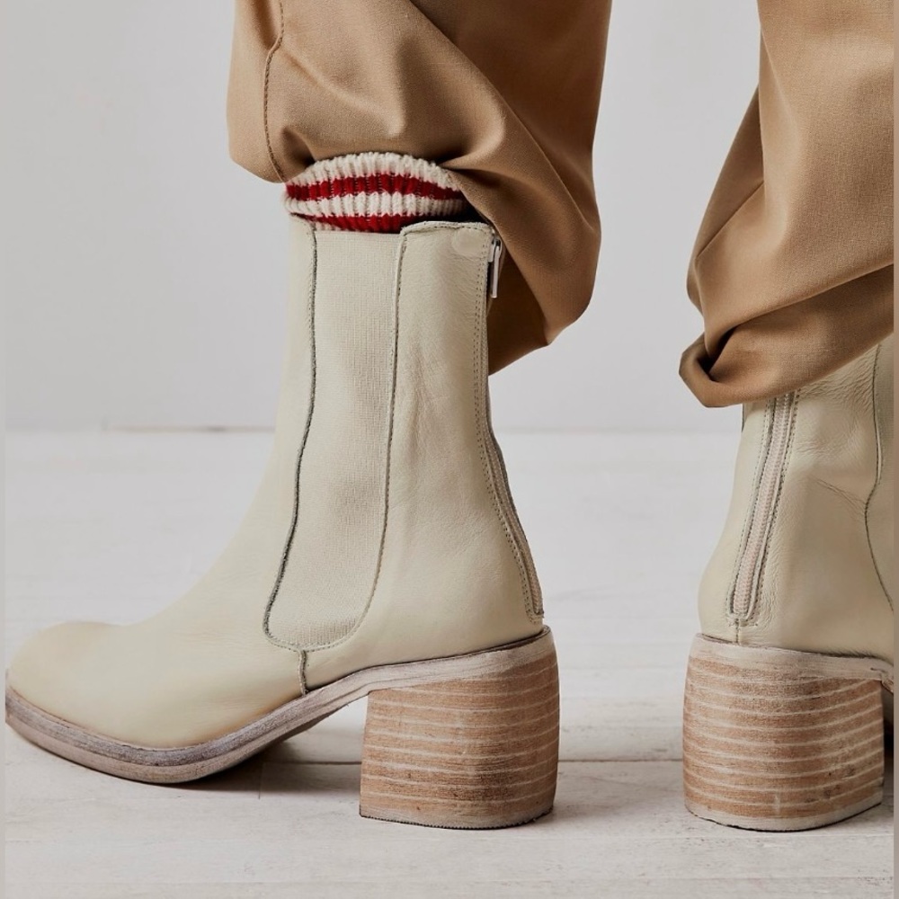 Free People Essential Chelsea Boots